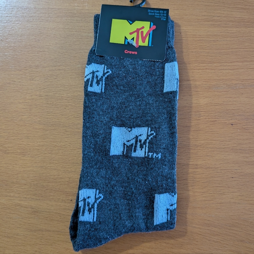 MTV Crew Cut Socks Size 10-13 Rock And Roll